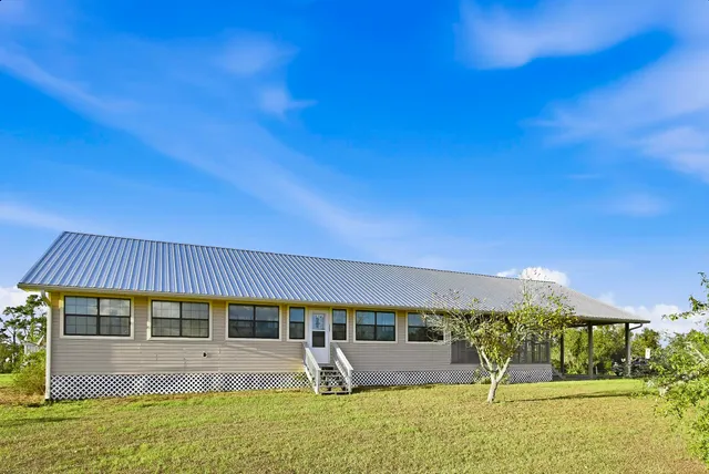 $305,000 | 1259 Northwest Hawks Avenue, Greenville, FL 32331