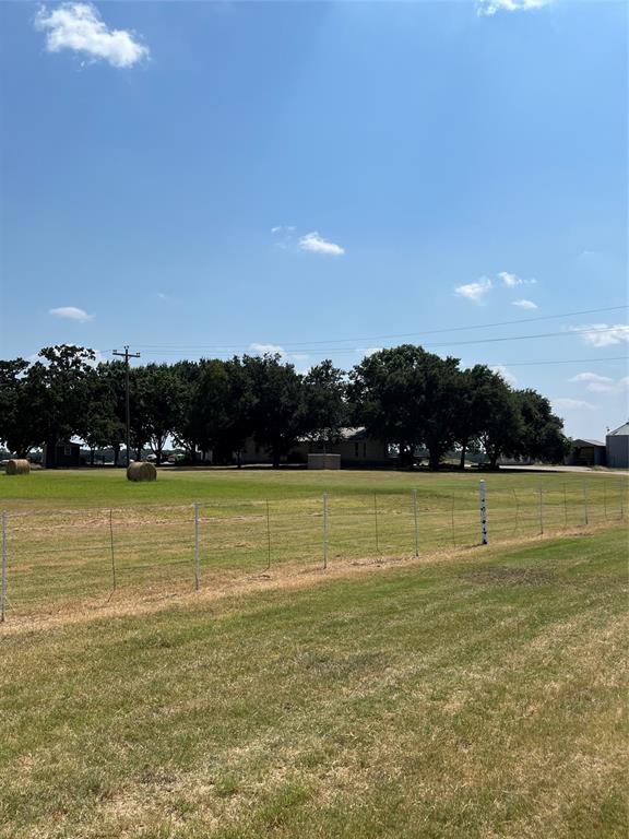 295 Rozwell Pass Waco, TX 76705 - Photo 3 of 13