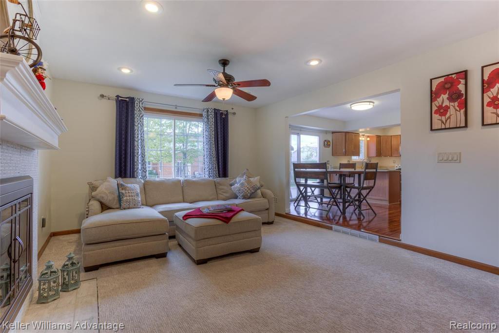 42302 Hanford Road Canton, MI 48187 - Photo 15 of 49