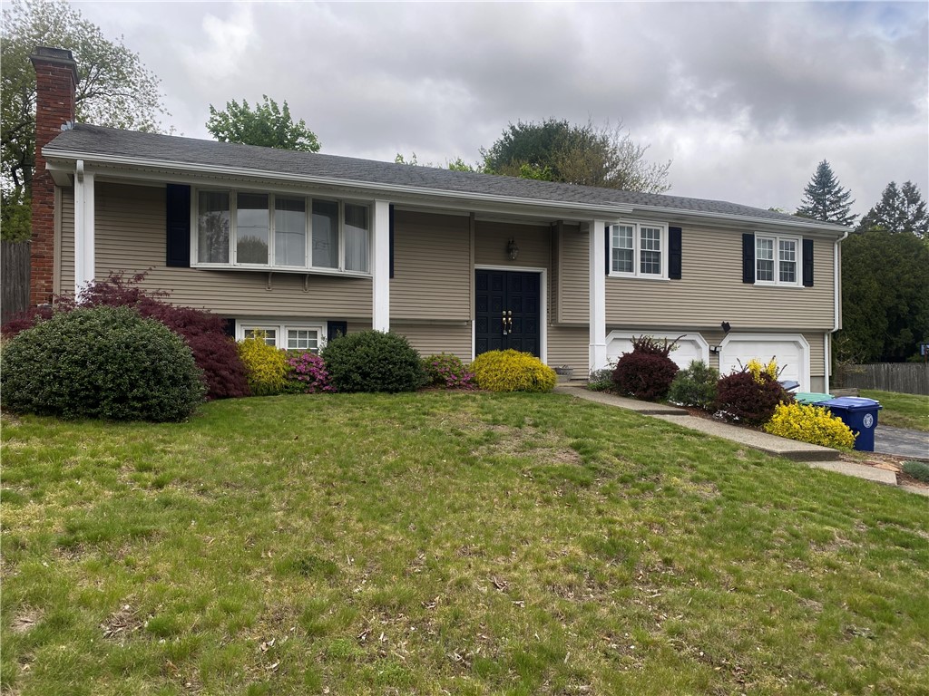 122 Cindy Lane Warwick, RI 02886 - Photo 1 of 20