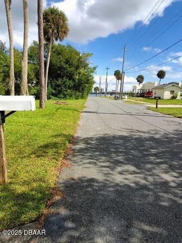 $2,200 | 113 Fox Place, Port Orange, FL 32127