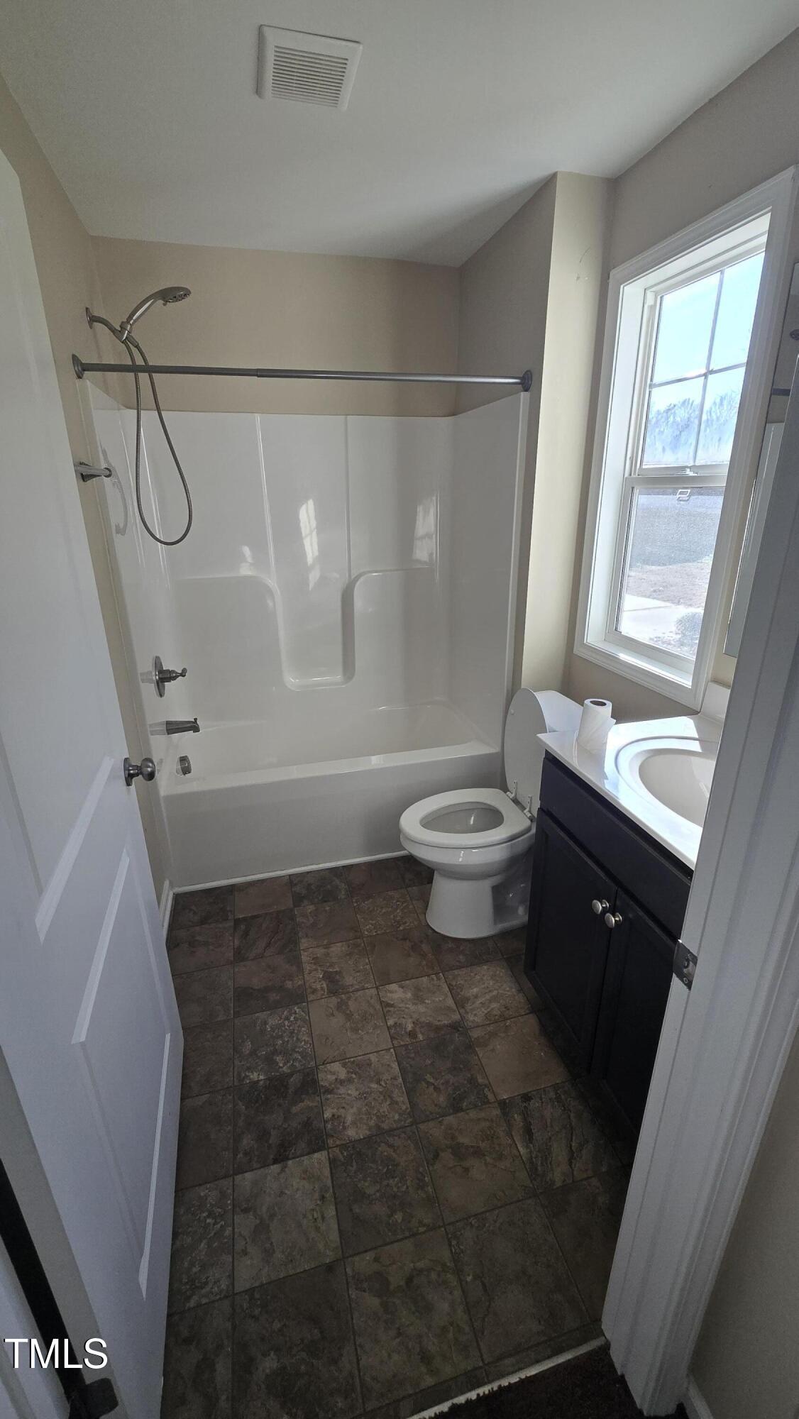 200 South Rozier Street Lumberton, NC 28358 - Photo 31 of 38 20241207_143720