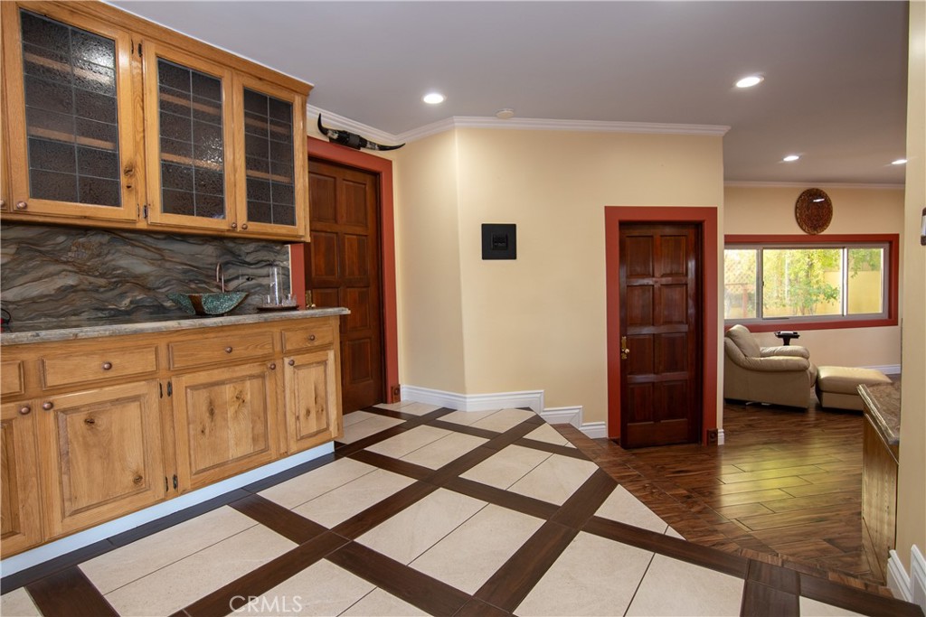 10425 Melvin Avenue Porter Ranch, CA 91326 - Photo 20 of 61