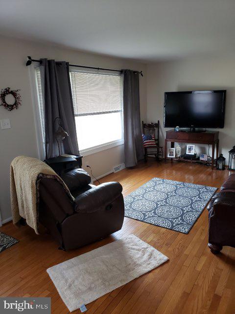 536 Harrison Street Riverside, NJ 08075 - Photo 6 of 9