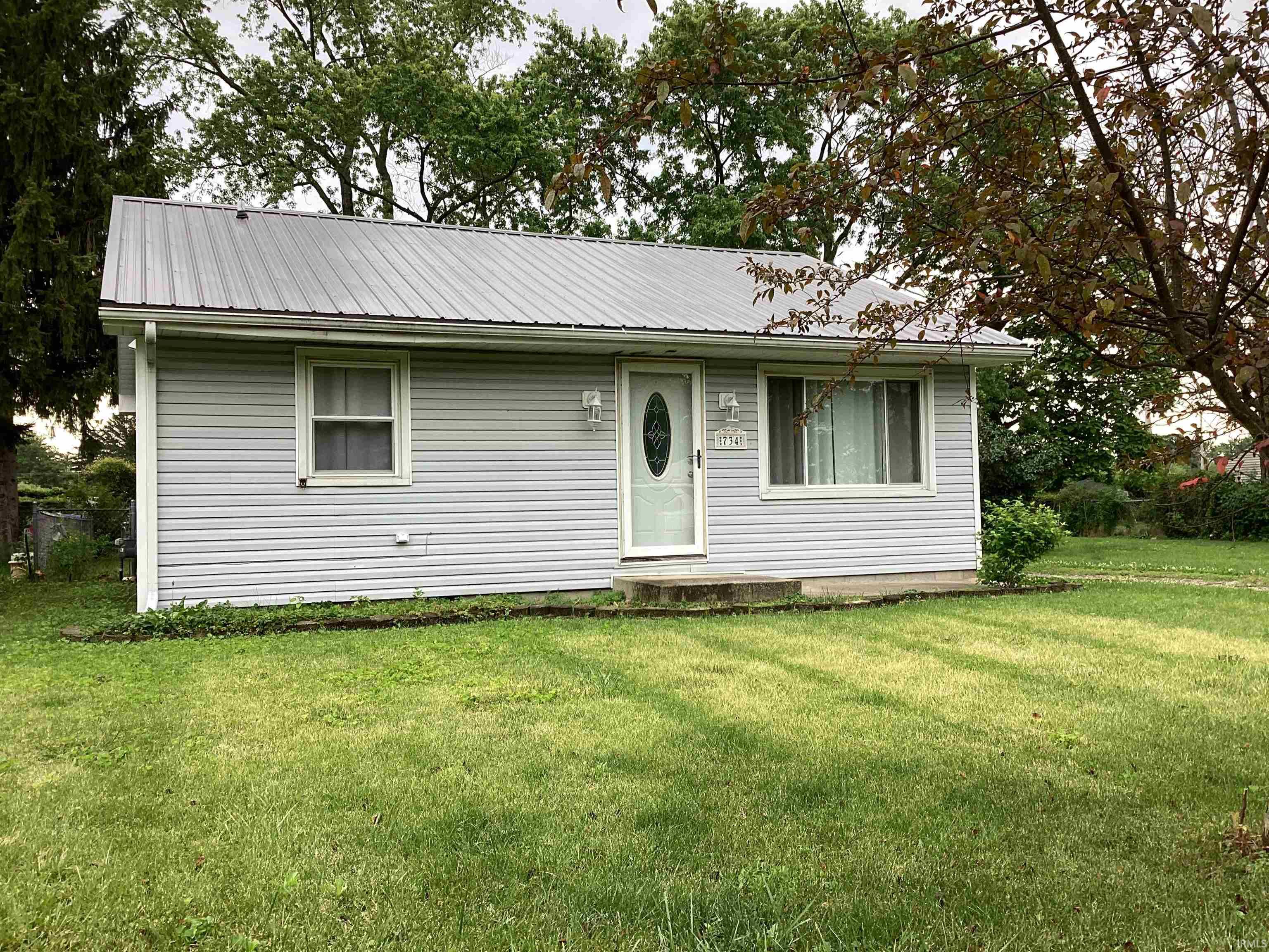 734 North 10th Street Decatur, IN 46733 - Photo 3 of 17