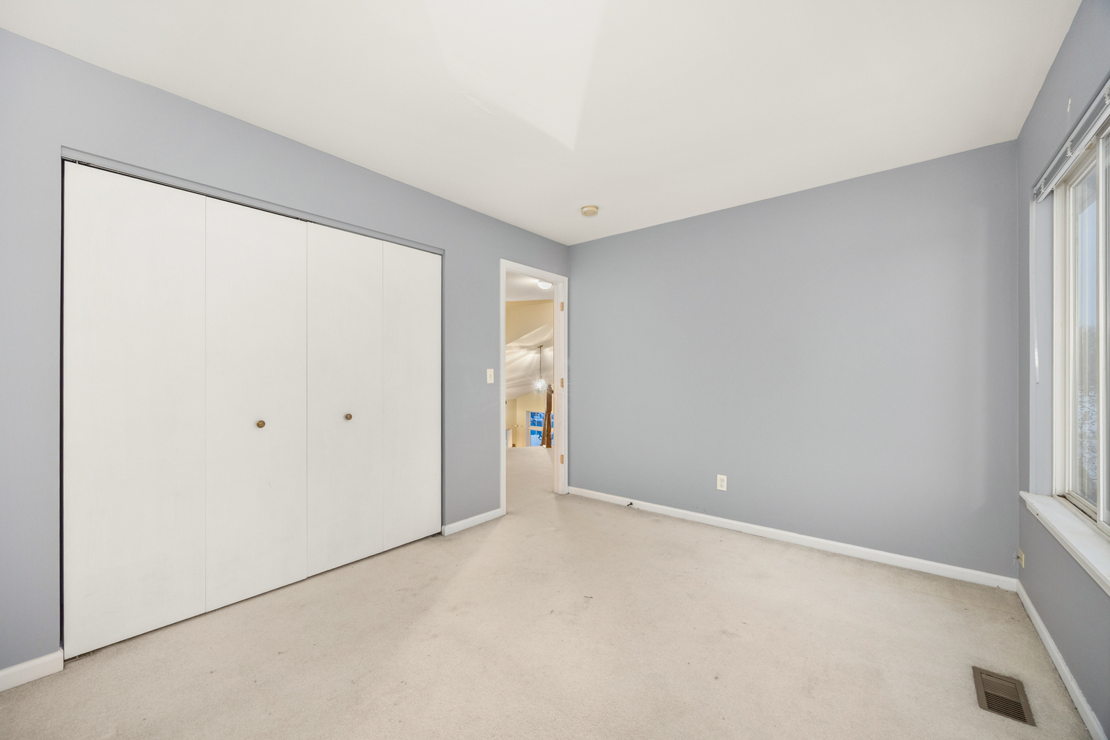 14252 South Hemingway Circle Plainfield, IL 60544 - Photo 28 of 36 a view of an empty room