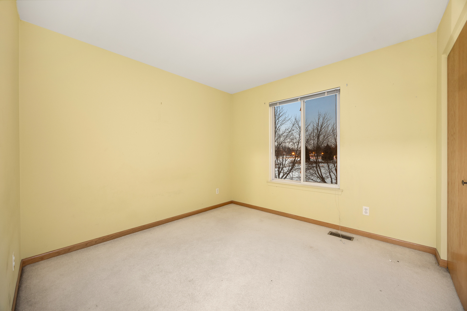 14252 South Hemingway Circle Plainfield, IL 60544 - Photo 30 of 36 a view of an empty room
