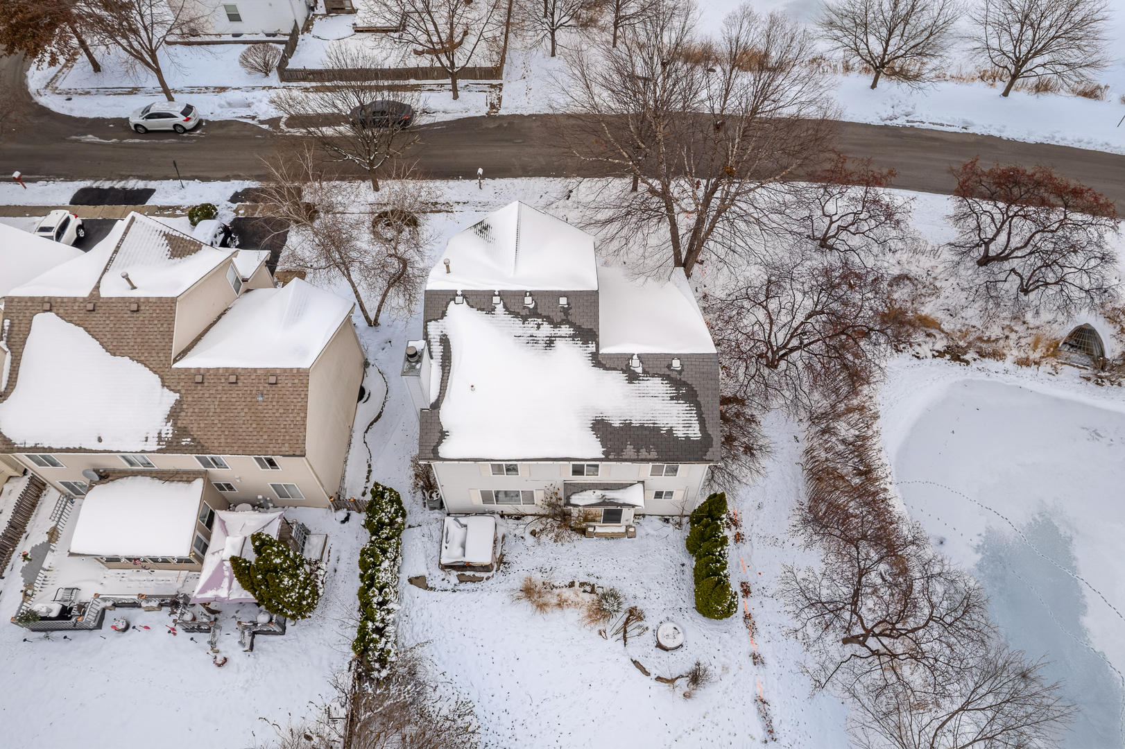 14252 South Hemingway Circle Plainfield, IL 60544 - Photo 9 of 36 an aerial view of residential houses with outdoor space