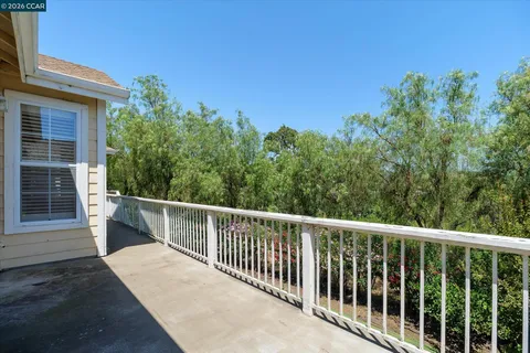 $898,000 | 376 Sterling Way, San Rafael, CA 94903