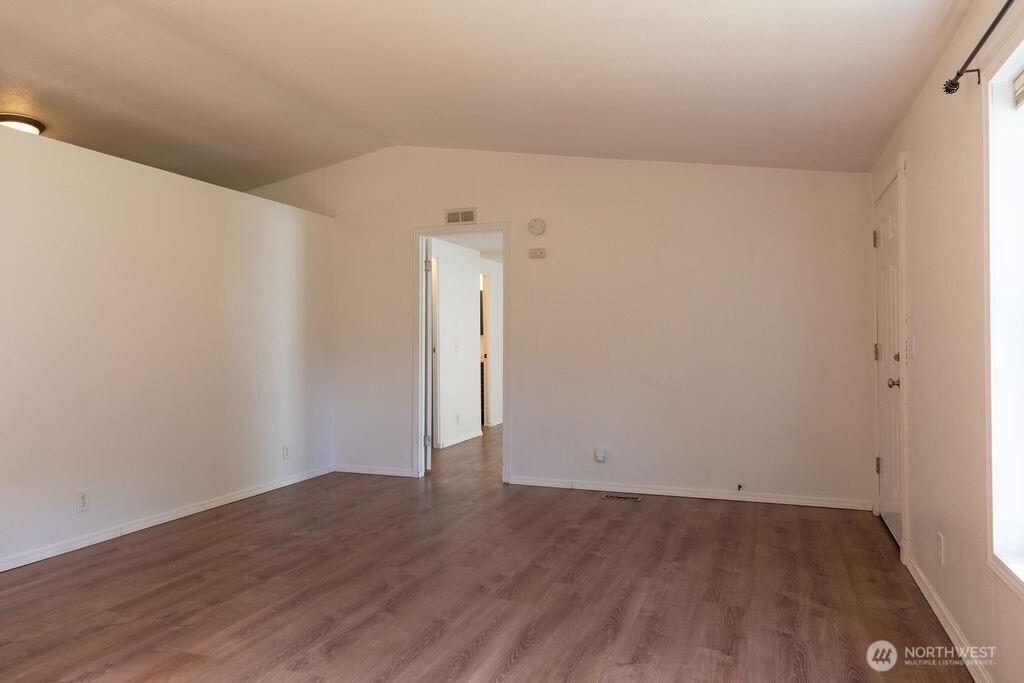 21 Simmons Street Sekiu, WA 98381 - Photo 14 of 39