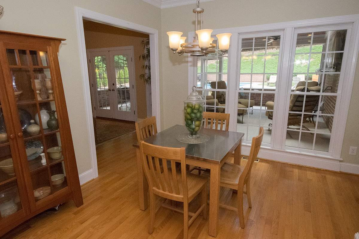 5306 Strathmore Drive Raleigh, NC 27613 - Photo 14 of 25 Breakfast Area