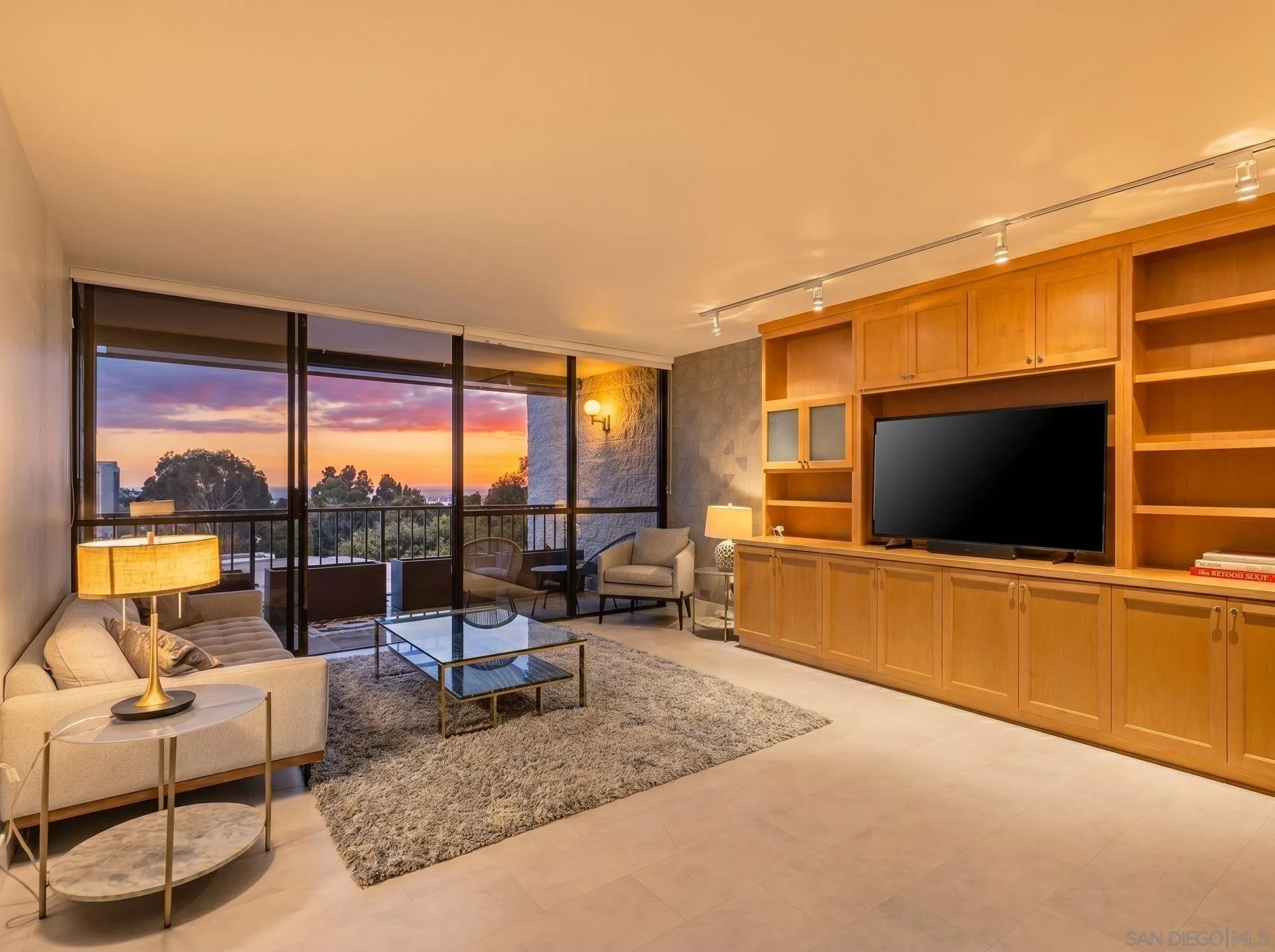 2500 Torrey Pines Road, Unit 403 La Jolla, CA 92037 - Photo 1 of 24