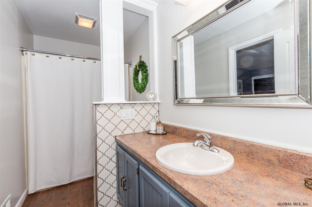 61 Snowberry Road Malta, NY 12020 - Photo 15 of 24 Photo 15