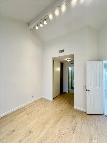 $3,800 | 19 Dartmouth, Irvine, CA 92612