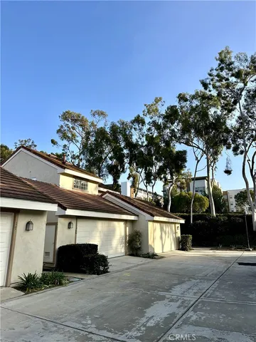 $3,800 | 19 Dartmouth, Irvine, CA 92612
