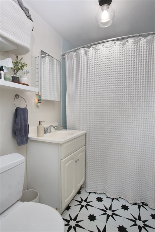 167 M Street, Unit 3R Boston, MA 02127 - Photo 5 of 5