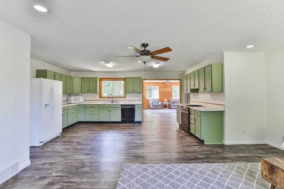 6917 Cement City Road Brooklyn, MI 49230 - Photo 8 of 29 Photo 8