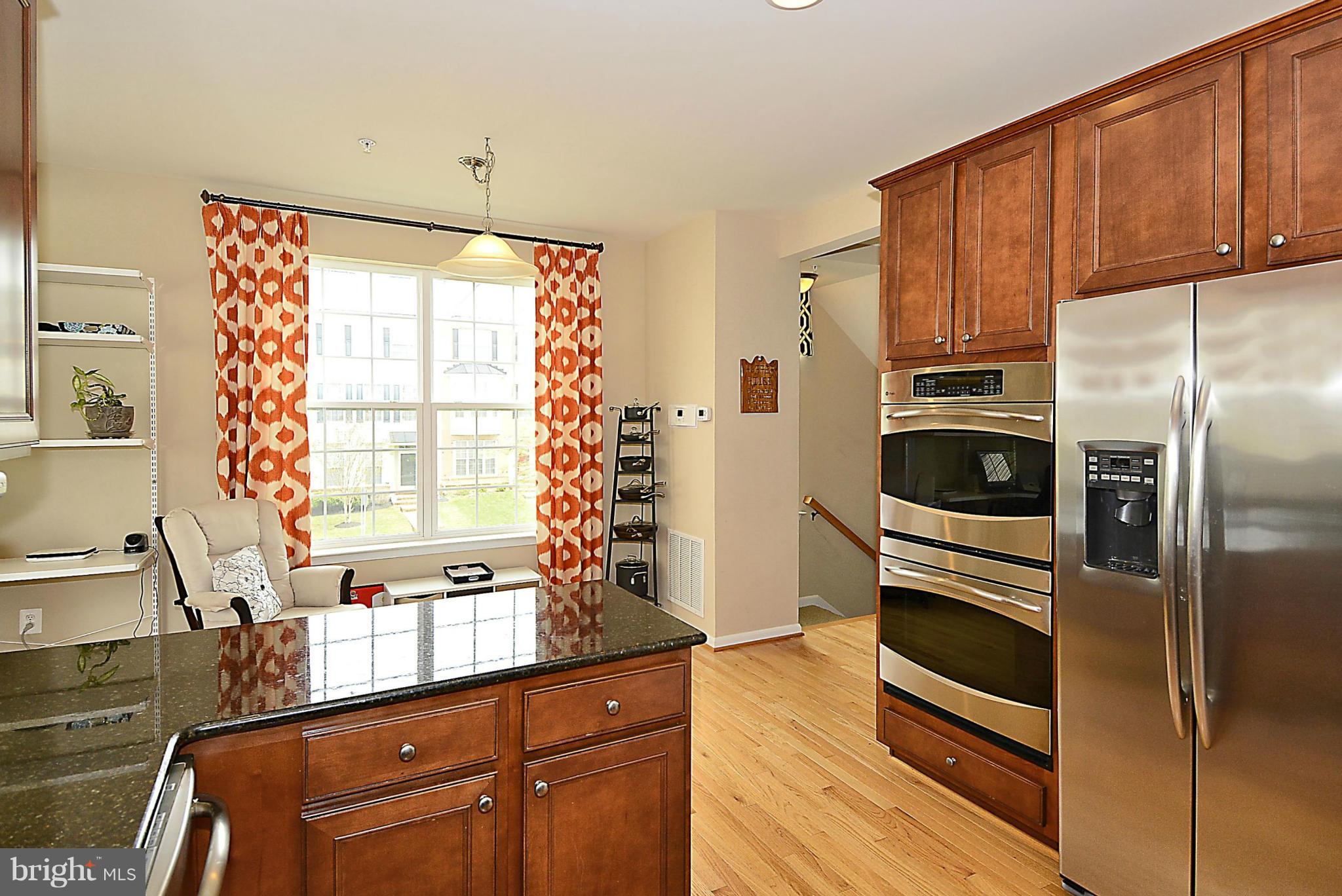 23058 Meadow Mist Road Clarksburg, MD 20871 - Photo 14 of 30 Kitchen and Breakfast Area