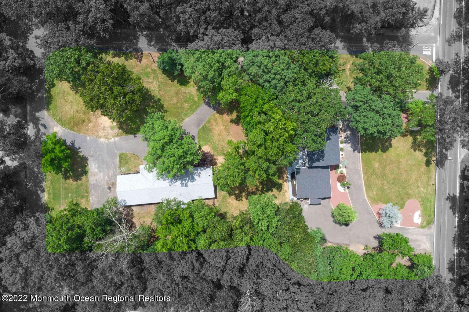 384 Millstone Road Millstone Township, NJ 08510 - Photo 14 of 47 Levy.14