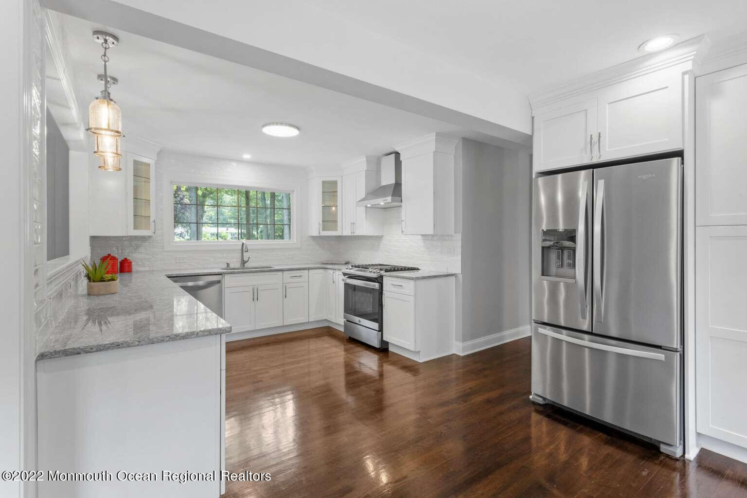 384 Millstone Road Millstone Township, NJ 08510 - Photo 20 of 47 Levy.20