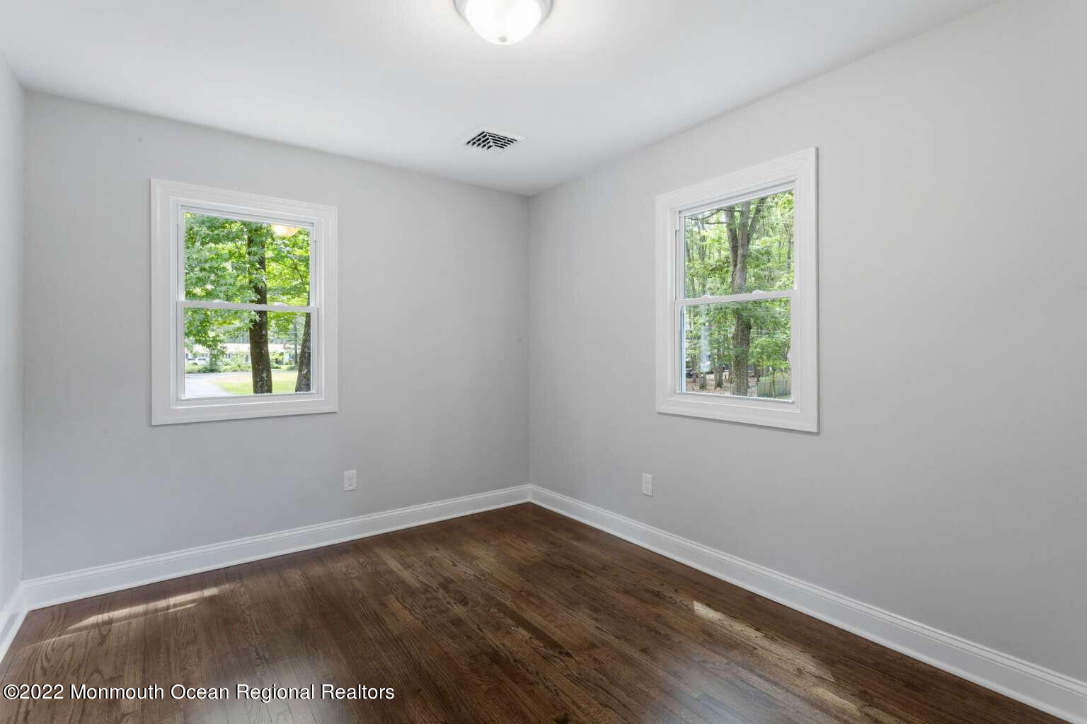 384 Millstone Road Millstone Township, NJ 08510 - Photo 36 of 47 Levy.36
