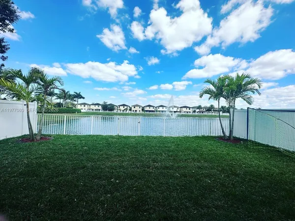 $4,000 | Hialeah, Hialeah, FL 33018