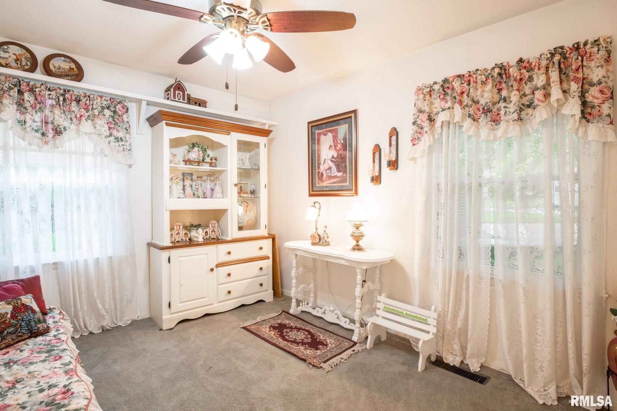 200 Sangamon Road Marquette Heights, IL 61554 - Photo 22 of 37 Gallery Image 22