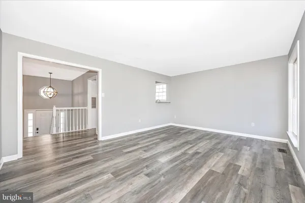 $398,900 | 170 Bentley Street, Taneytown, MD 21787