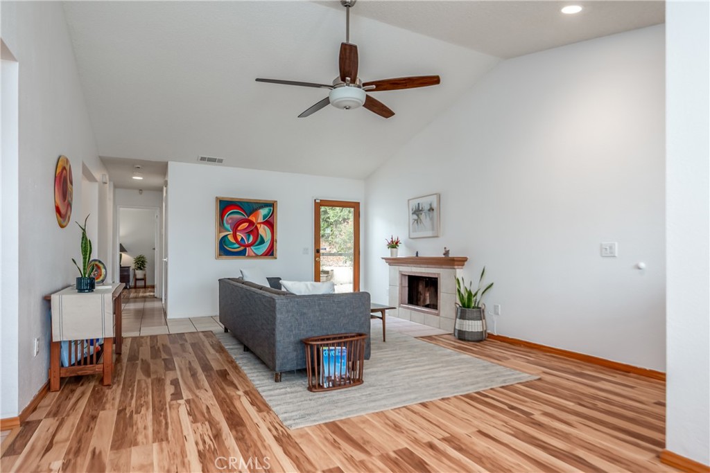 11357 Gramercy Place Riverside, CA 92505 - Photo 5 of 65