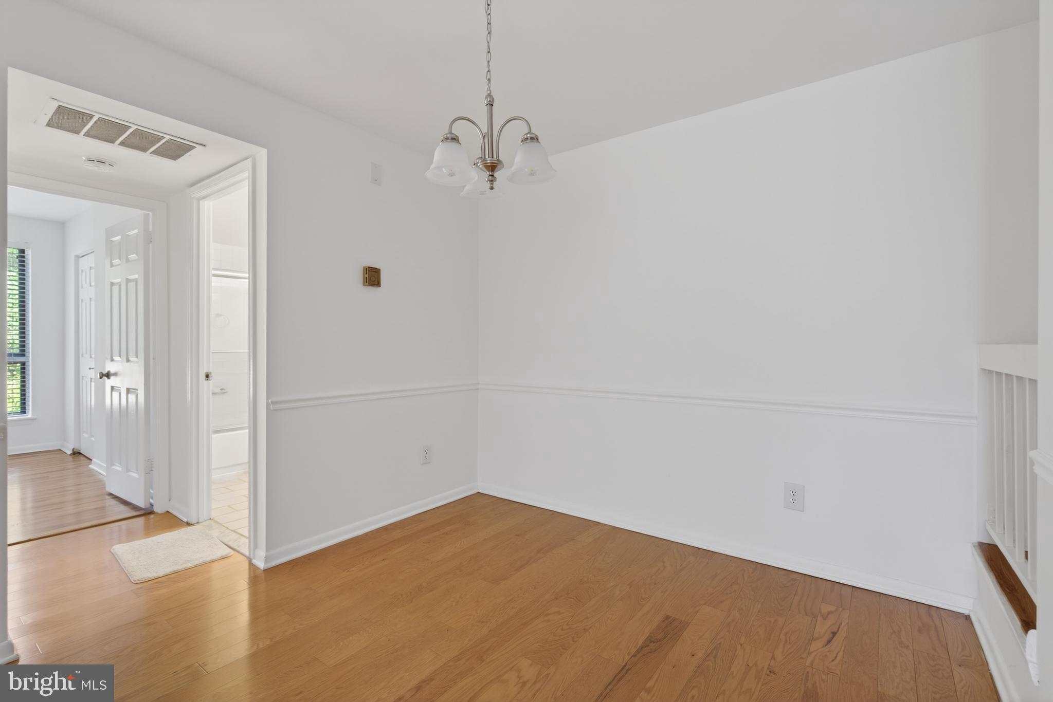 11260 Chestnut Grove Square, Unit 139 Reston, VA 20190 - Photo 11 of 26