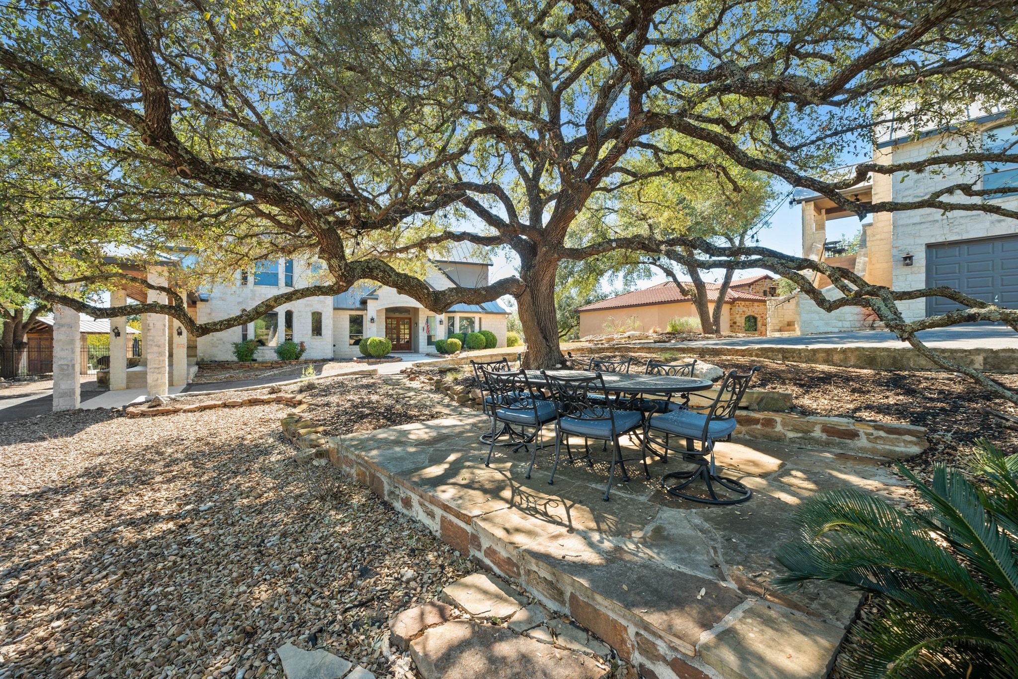 185 Shimmering Shore Court Spring Branch, TX 78070 - Photo 5 of 36