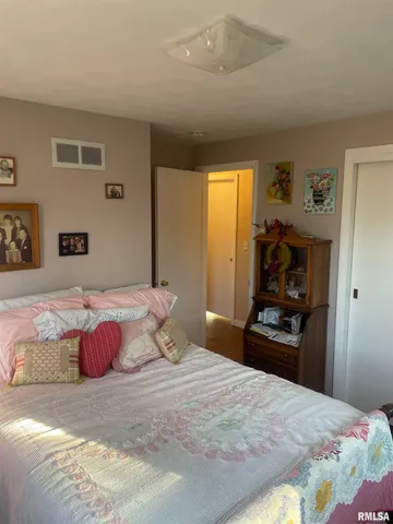 $269,500 | 1612 West Teton Drive, Peoria, IL 61614