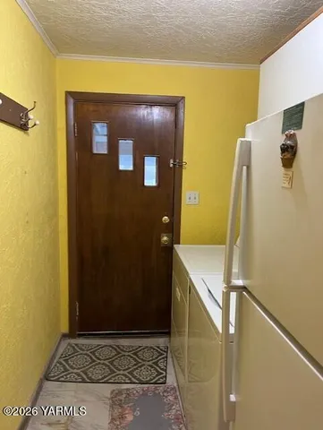 $215,000 | 1415 East 10th Avenue, Kennewick, WA 99336