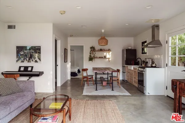 $3,250,000 | 2127 Princeton Avenue, Los Angeles, CA 90026