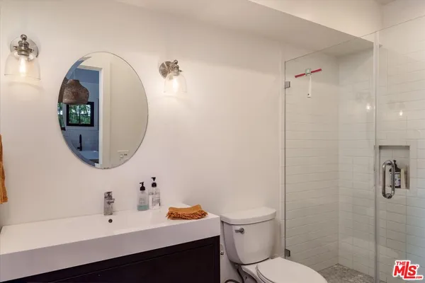 $3,250,000 | 2127 Princeton Avenue, Los Angeles, CA 90026
