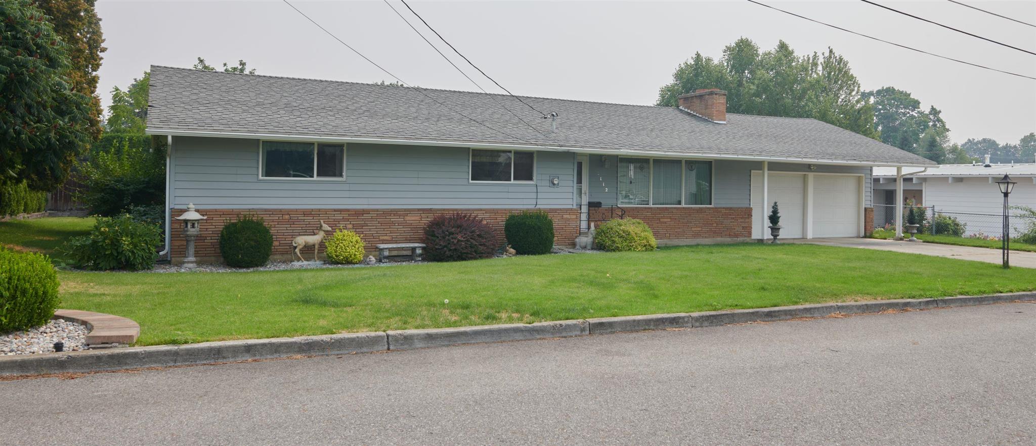 1112 North Oberlin Road Spokane Valley, WA 99206 - Photo 2 of 18
