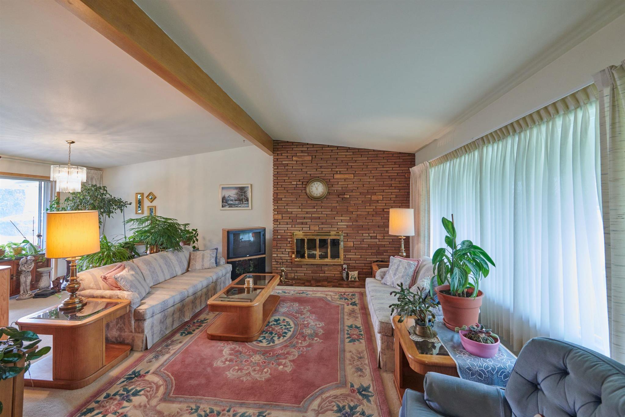 1112 North Oberlin Road Spokane Valley, WA 99206 - Photo 4 of 18
