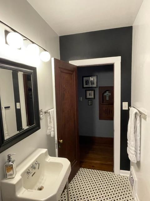 2518 West North Bend Road Cincinnati, OH 45239 - Photo 15 of 27 Gallery Image 15