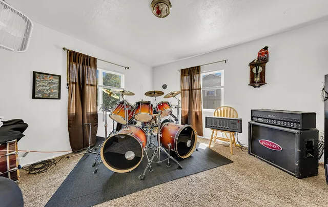 $360,000 | 264 1st Avenue, Chester, CA 96020