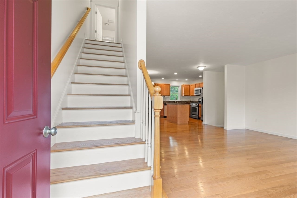 39 Brewster Road, Unit 39 Stoughton, MA 02072 - Photo 3 of 37
