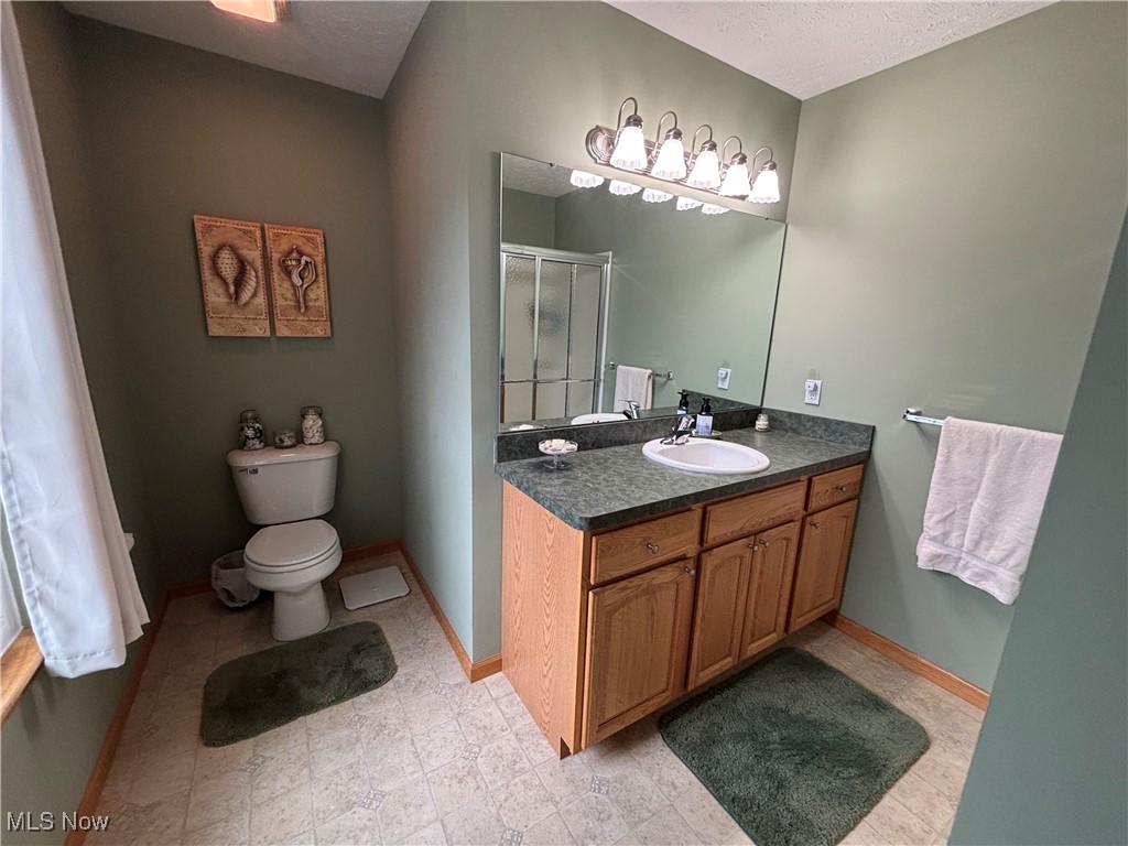 30895 Harrison Road Wickliffe, OH 44092 - Photo 15 of 23 Spacious master bath