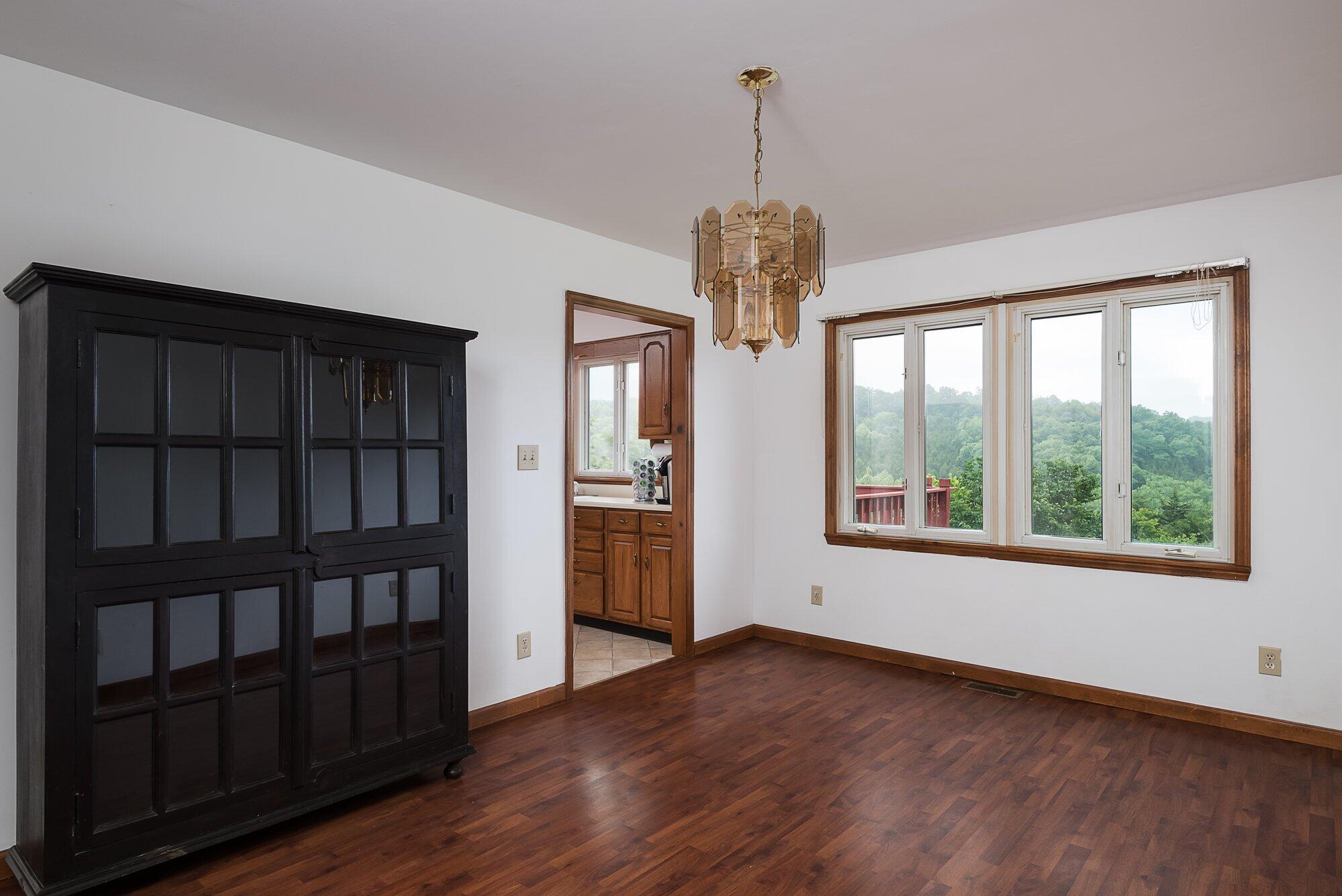 15850 Irvine Road Winchester, KY 40391 - Photo 5 of 63 006-15850_irvine_rd_6_12_21-highrez.jpg-