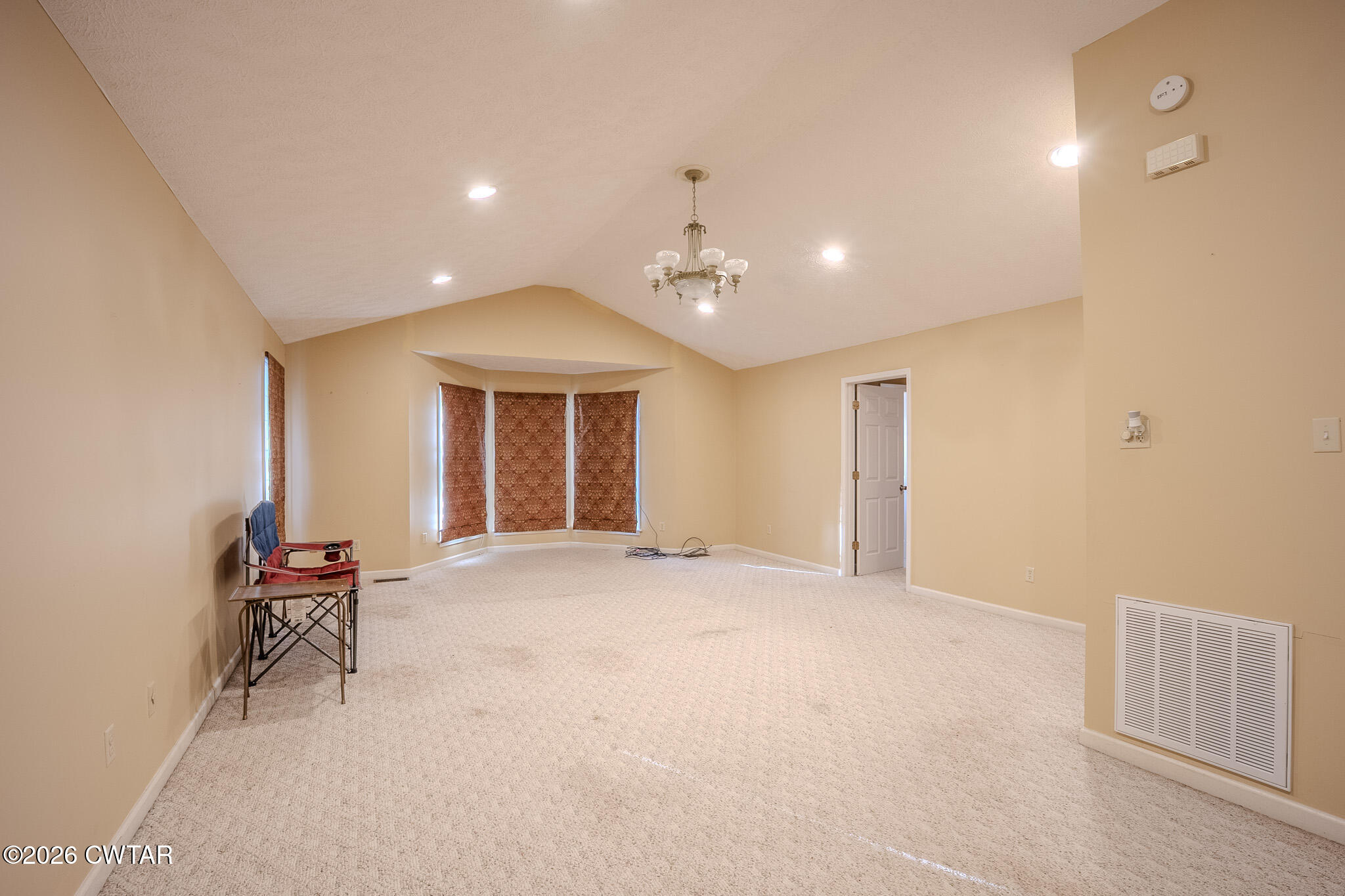 3559 Union Mercer Road Brownsville, TN 38012 - Photo 10 of 24 a view of an empty room with a window
