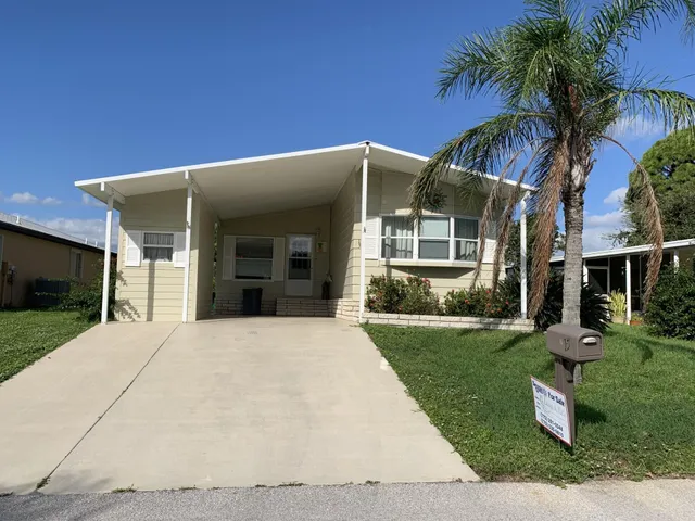 $30,000 | 15 Lagos Del Norte, Fort Pierce, FL 34951