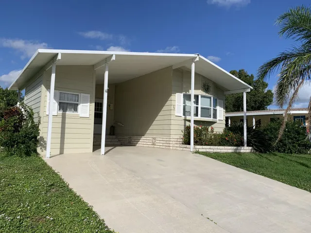 a entryway with a yard