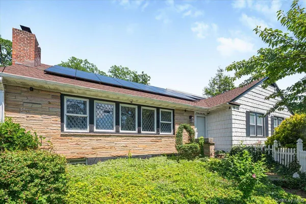 $8,250 | 1155 Webster Avenue, New Rochelle, NY 10804