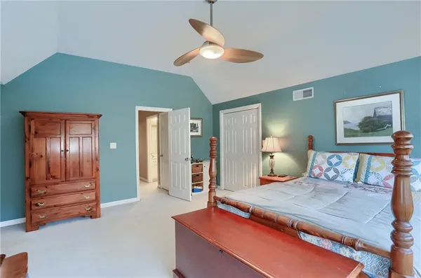 $289,900 | 109 Woodcrest Drive, Coraopolis, PA 15108