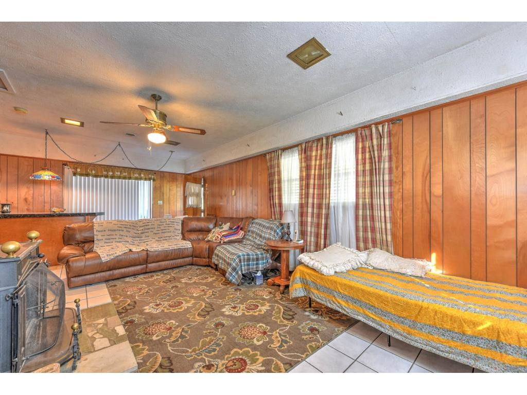 2572 Hickory Tree Road Bluff City, TN 37618 - Photo 21 of 28 Photo 21