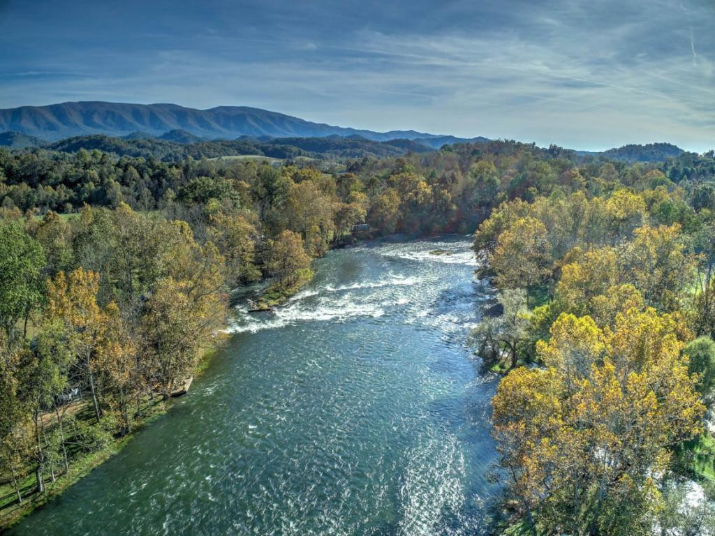 2572 Hickory Tree Road Bluff City, TN 37618 - Photo 28 of 28 Nearby S Holston River