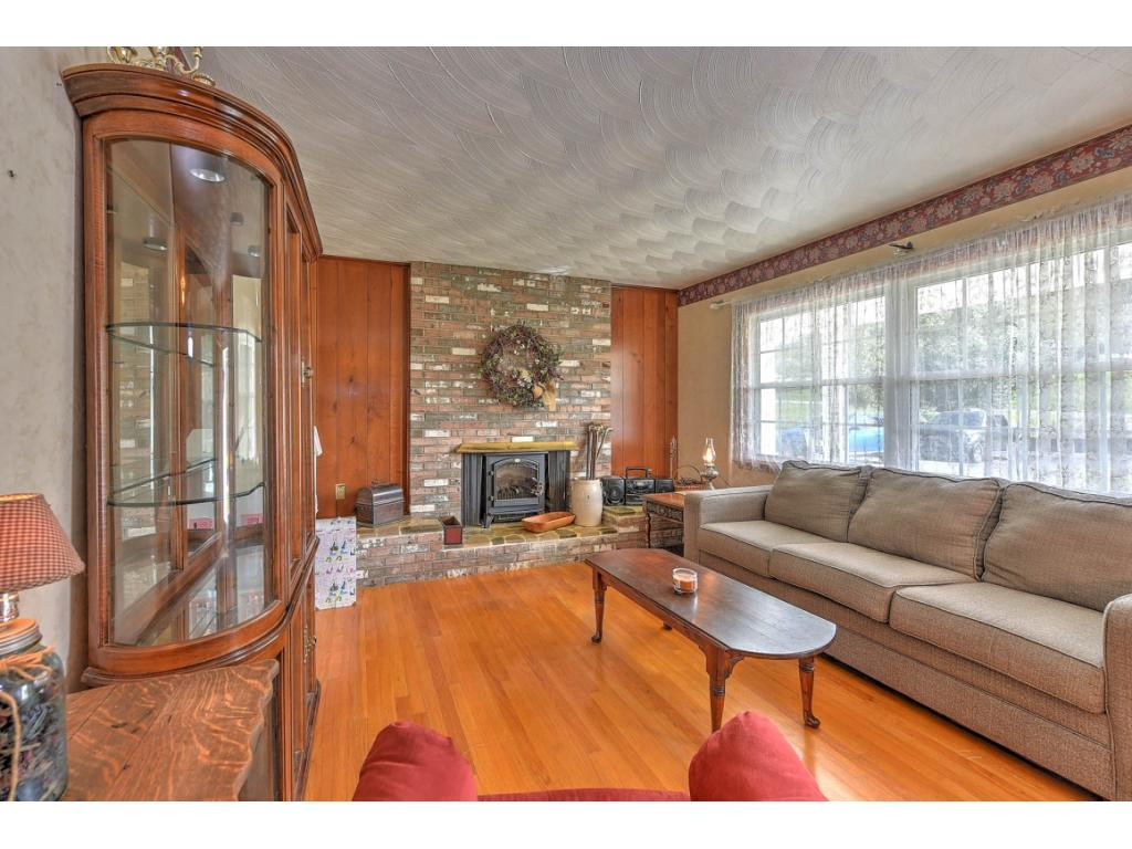 2572 Hickory Tree Road Bluff City, TN 37618 - Photo 5 of 28 Original Hardwoods